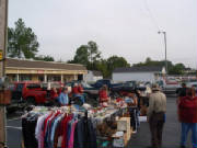 yardsale030.jpg